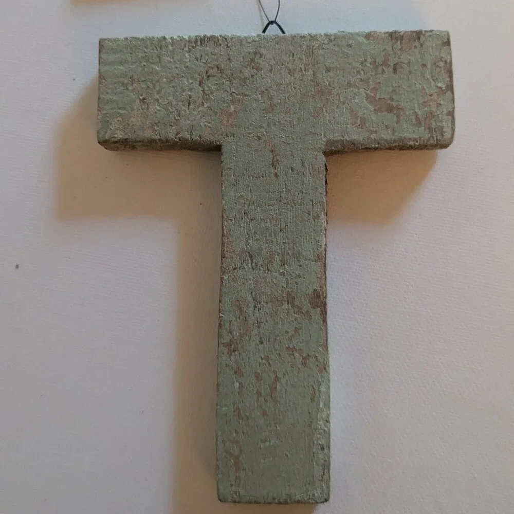 NWT Rustic Letter 'T' Wood Sign Distressed Farmhouse Michael's Home Wall Decor